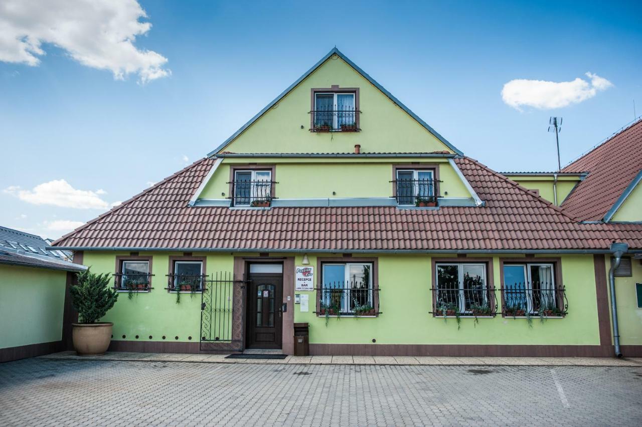 Penzion Eden Znojmo Exterior photo